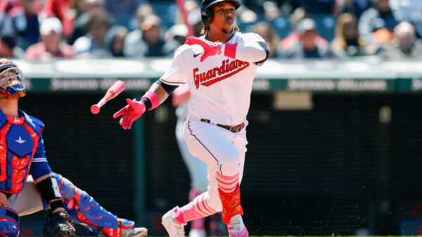 不难看出两 不难看出两